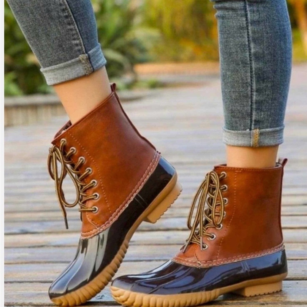 Sporto Women’s Ariel Waterproof Duck Boots Blue and Tan Lace Up Size 6